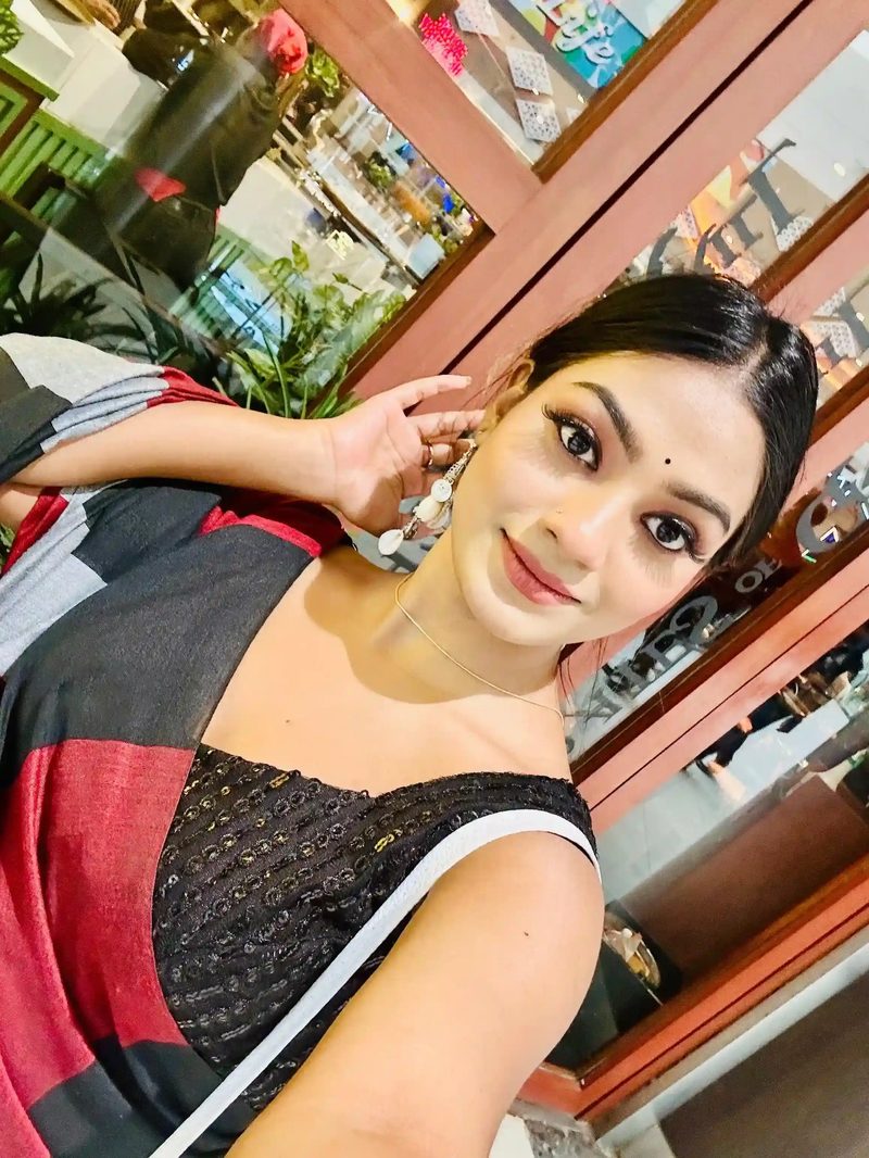 Busty Escort in Mumbai
