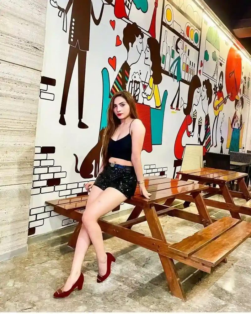 Escort Aanya VIP Escort Mumbai
