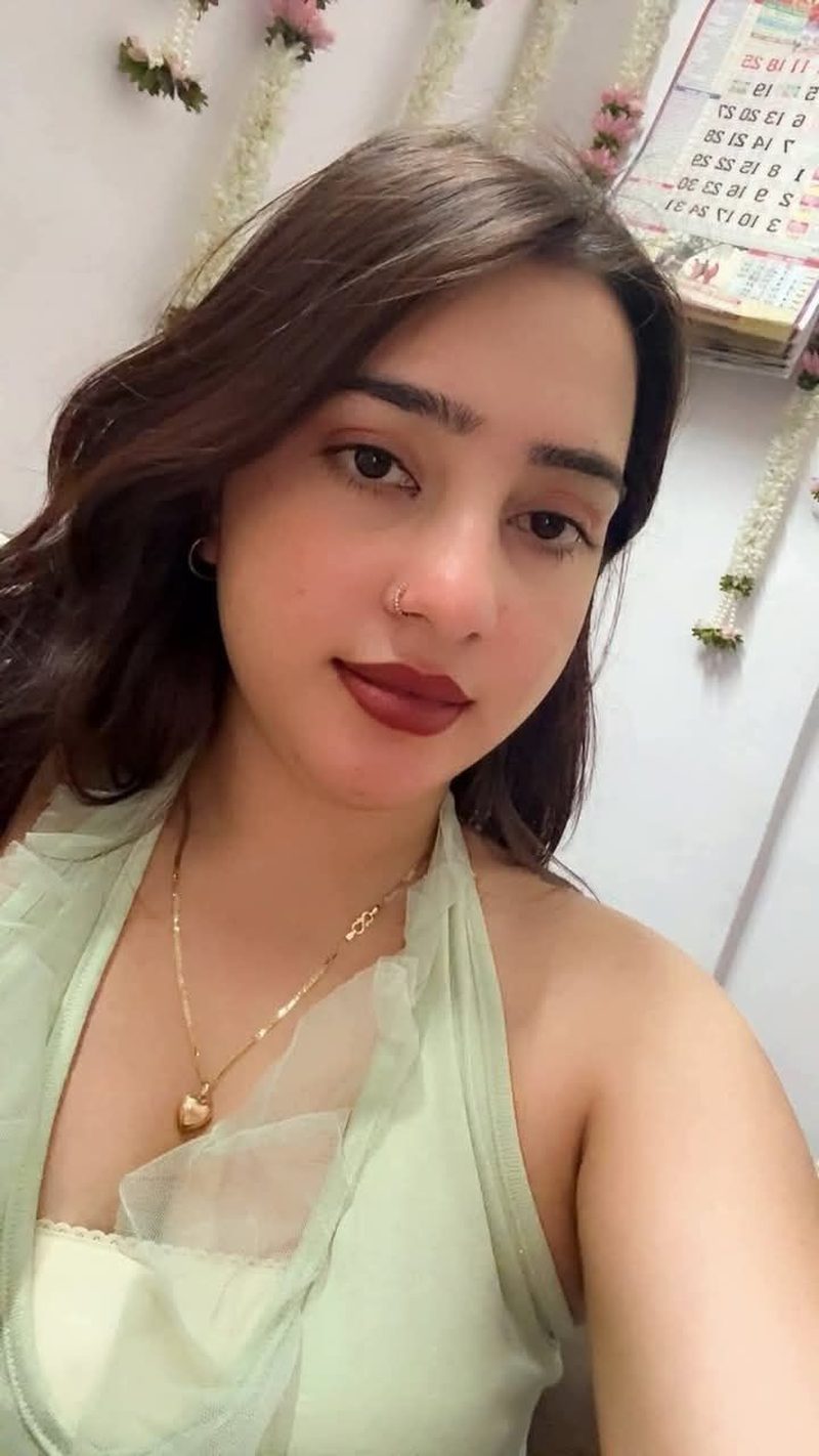 Escort Sheena Party Escort Mumbai