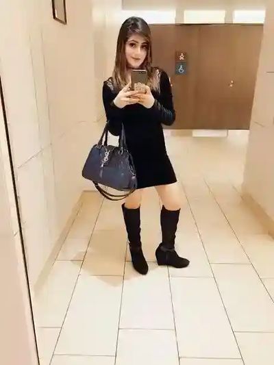 Escort Avni in Andheri Mumbai