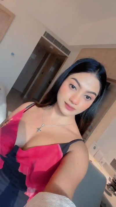Escort Bhavna in Juhu Mumbai