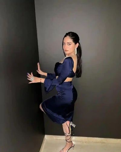 Escort Deepika in Bandra Mumbai