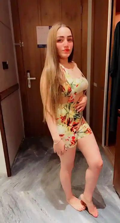 Escort Kriti in Bandra Mumbai