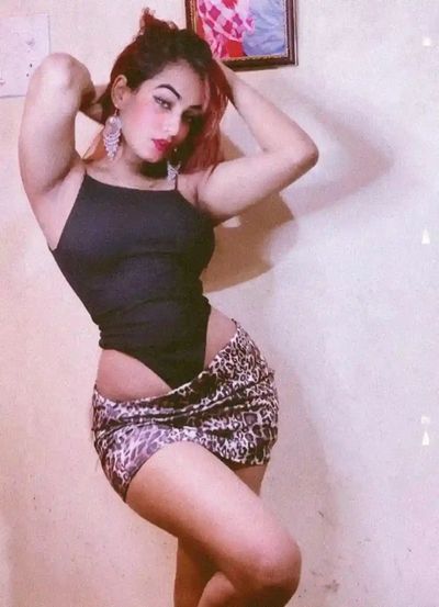Escort Mahira in Juhu Mumbai