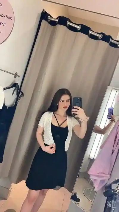Escort Ruhi in Bandra Mumbai