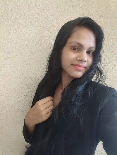 Escort Shreya in Bandra Mumbai