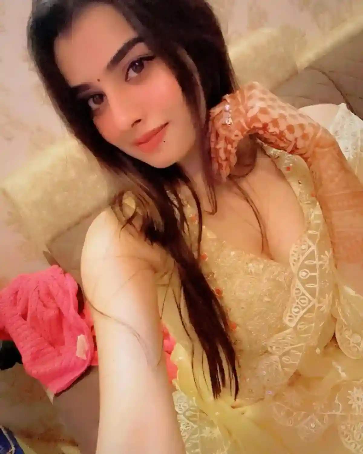 Mumbai Female Escort Kiara - Front