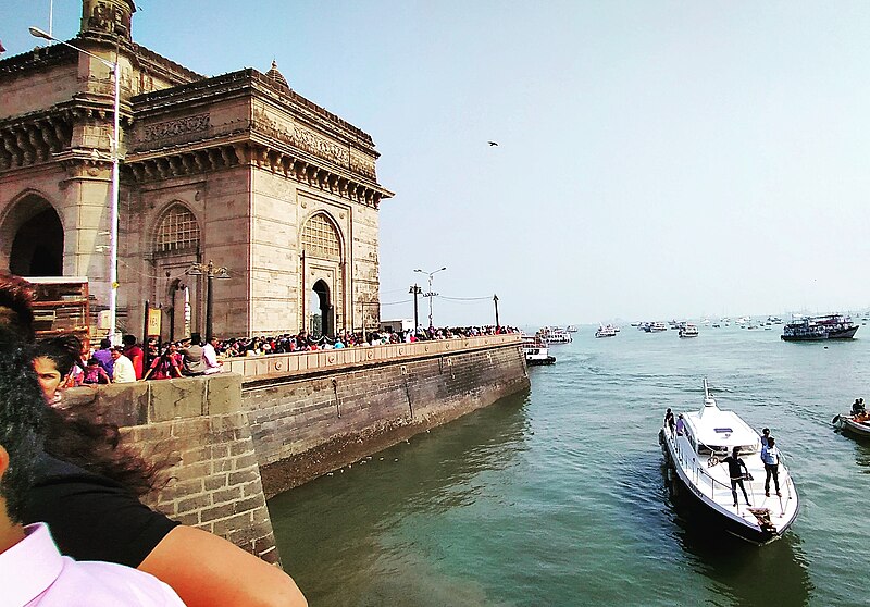 Escorts in Colaba Mumbai - South Mumbai Gem